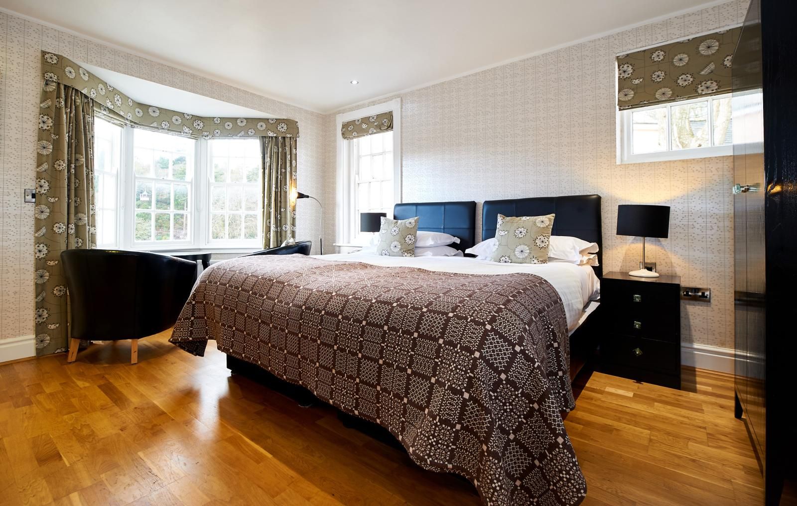 Ystafell Ddau Wely y Pentref